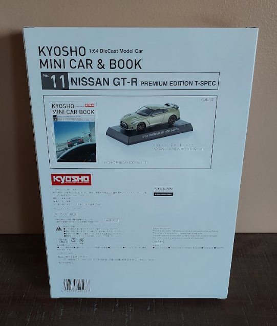 Kyosho Nissan GT-R Premium Edition T-SPEC with magazine
