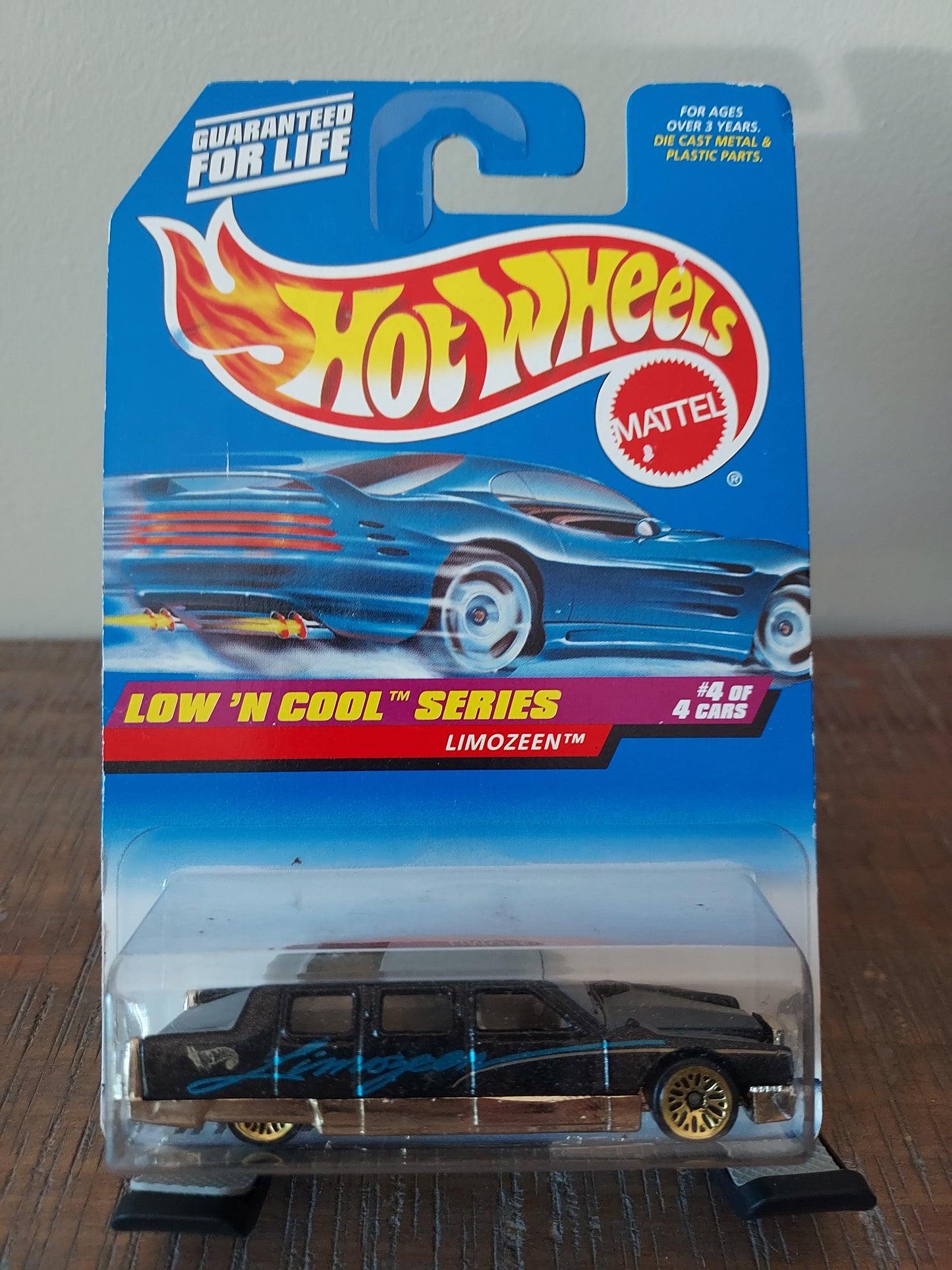 Hotwheels 1997 Low 'N Cool Series Limozeen