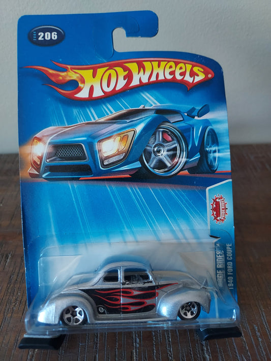 Hotwheels 2004 Pride Rides '40 Ford Coupe