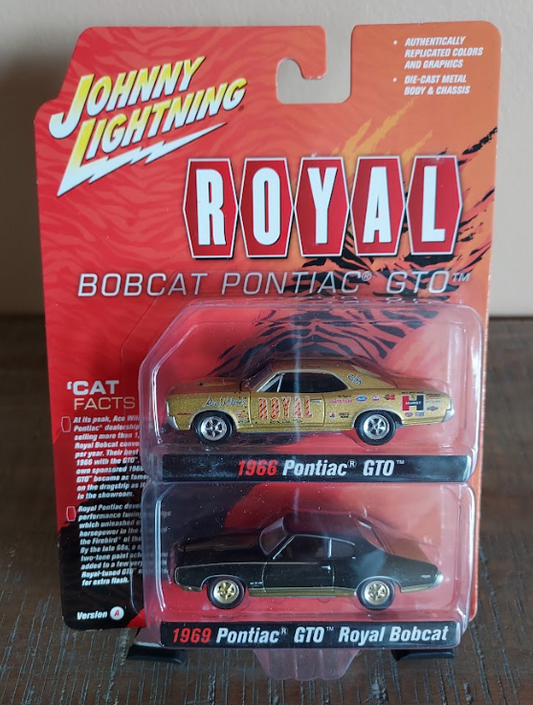 Johnny Lightning Royal Bobcat Pontiac GTO